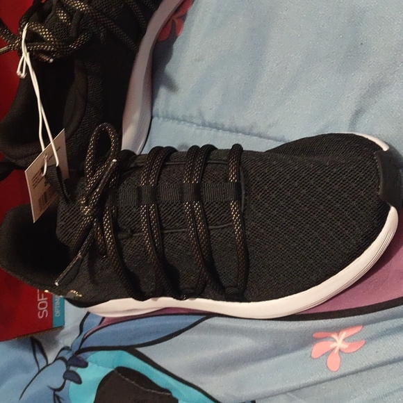 PUMA New size 8.5 woman softfoam - Picture 2 of 4